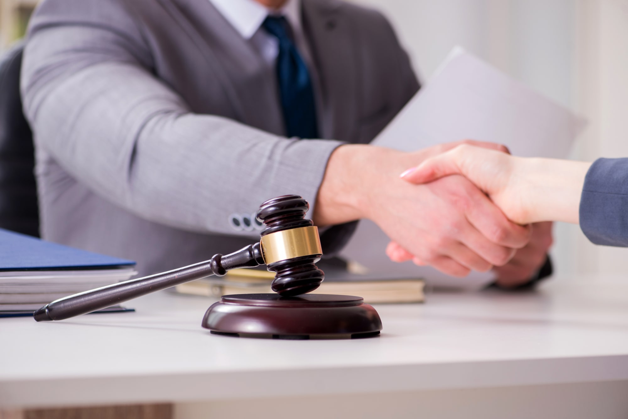 estate planning lawyer